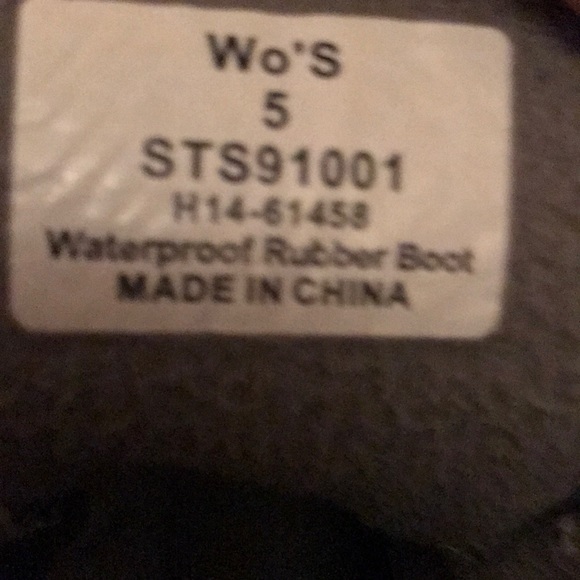 Sperry duck boots - Picture 2 of 3